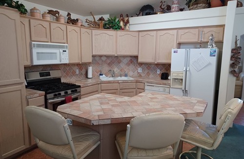 St. George House | PARADE OF HOMES WINNER-FABULOUS RATE-NO SALES TAX-31 Minimum night stay.
