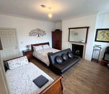 Berwick-upon-Tweed House | Parade School Guest Rooms