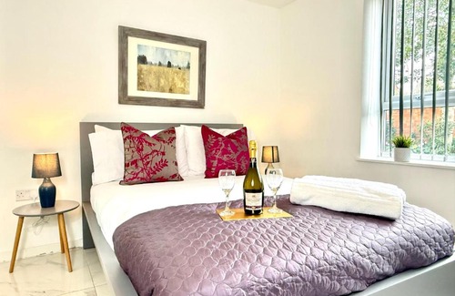 Oxford Apartment | Paradigm House, Luxury 2-Bedroom Apartment 3, Free Parking, Oxford