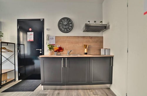 Saintes Apartment | Paradis Bleu - Hypercentre, 4K TV, Netflix, Fibre