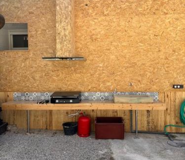 Damery House | Paradis Champenois