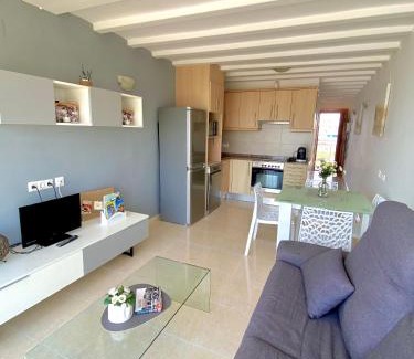 La Pineda Apartment | PARADIS Playa Apartamento en 1ª línea de mar con magníficas vistas
