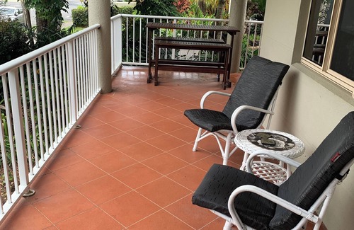 Holloways Beach Apartment | Paradise at Holloways Beach - 1 bedroom apartment 15 minutes from Cairns