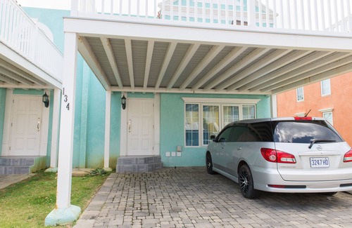 Orange Bay House | Paradise at Little Bay Cournty Club