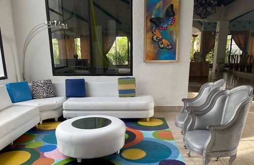 Corozal House | Paradise at the beach