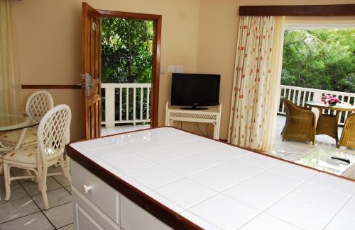 West Bay Resort | Paradise Beach Hotel & Resort