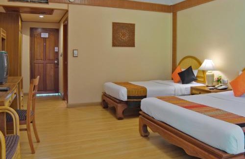 Mae Nam Resort | Paradise Beach Resort, Koh Samui - SHA Extra Plus