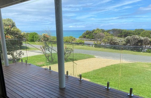 Skenes Creek Apartment | Paradise by the Sea on Great Ocean Road