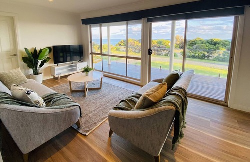 Skenes Creek Apartment | Paradise by the Sea on Great Ocean Road