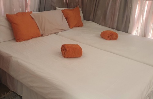 Grootfontein Cabin | Paradise Camp