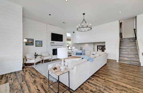 Granite Shoals House | Paradise Cove
