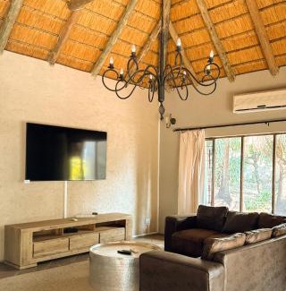 Malelane Cabin | Paradise Creek Lodge