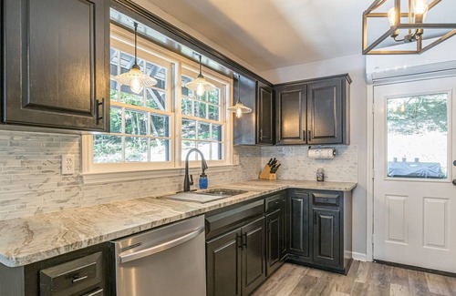 Cleveland House | Paradise Creek - Remote cozy cottage on a beautiful creek