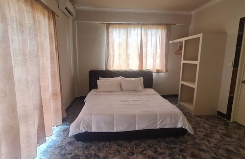 Nuku'alofa Hotel | Paradise First Hotel