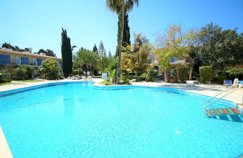 Universal Apartment | Paradise Gardens 3 Block B 205
