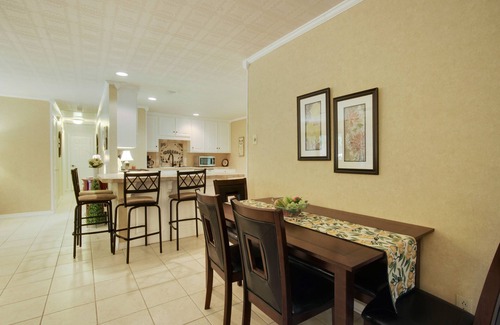Ocean Springs House | Paradise ~Guests & Pets! D’town OS. SPECIAL ~10% Discount Book Current Month!
