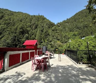 Dalhousie Hotel | Paradise Home stay dalhousie
