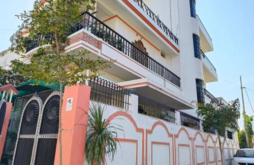 Varanasi House | Paradise Homestay