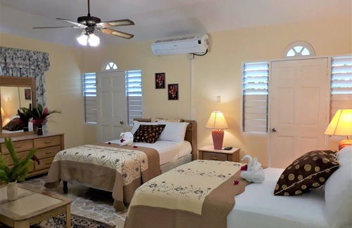 Snow Hill Hotel | Paradise Inn