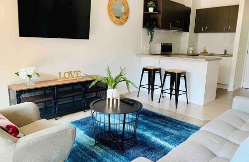 Surfers Paradise Apartment | Paradise Island Resort & Gardens - Gold Coast Surfers Paradise