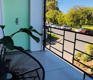 Busselton Hotel | Paradise Motel Busselton