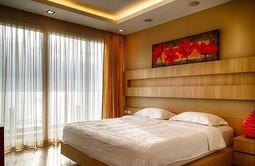 Bang Lamung Apartment | Paradise Ocean View Beach Front Condomimium In Pattaya