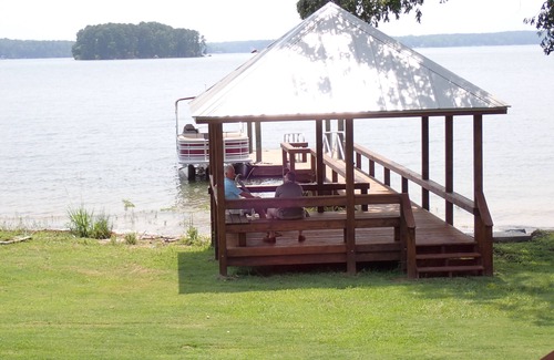 Prosperity House | Paradise on Lake Murray, SC with deck, dock, great views, fishing, fire pit.