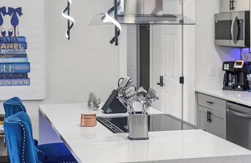 Port Saint Lucie House | Paradise on Prado great for hosting events and family gatherings.