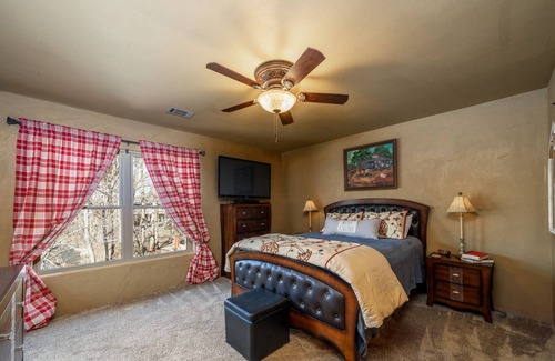 Hardy Cabin | Paradise on Rio Vista Falls!