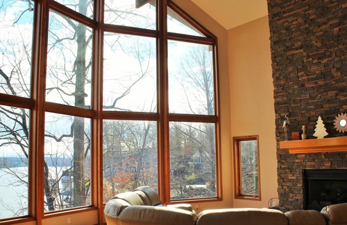 Hardy House | Paradise On The Lake