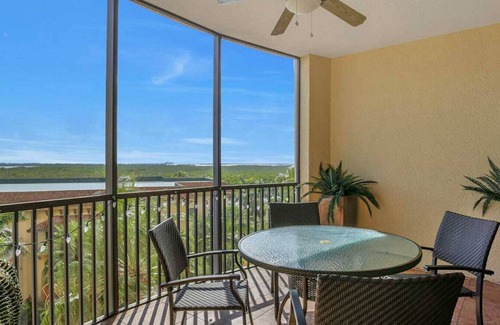 Cape Harbour Condo | Paradise Palm | 3/2 Gulf View Cape Harbour Condo