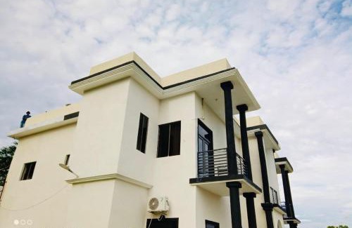 Lacovia Apartment | Paradise Palm Villa