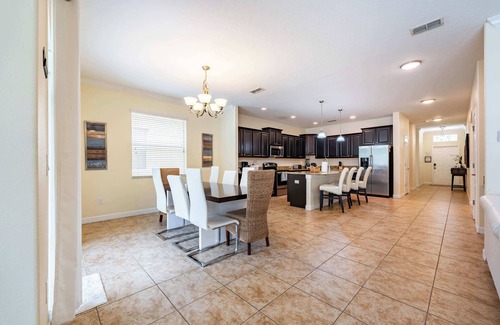 West Kissimmee House | Paradise Palms 6BR with Pool, Games & Movies