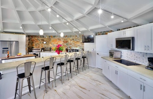 Estate Tabor and Harmony Villa | Paradise Palms - New, 6 bdrms, pool & hot tub