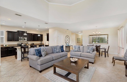 West Kissimmee House | Paradise Palms Resort 5 Bedroom Home with Spa