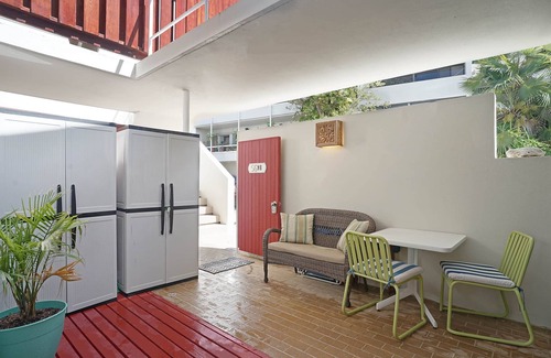 Rosendal Apartment | Paradise Palms Studio w/pool and ocean views