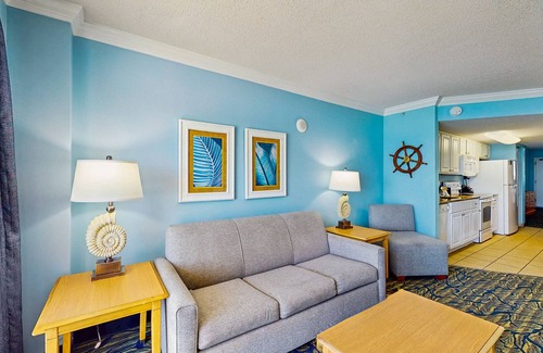 Myrtle Beach Condo | Paradise Resort condo with indoor & outdoor pools, tiki bar & beach access