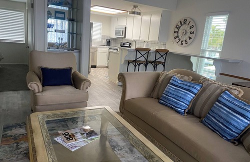 Carpinteria Condo | Paradise Retreat - 100 steps to the sand!
