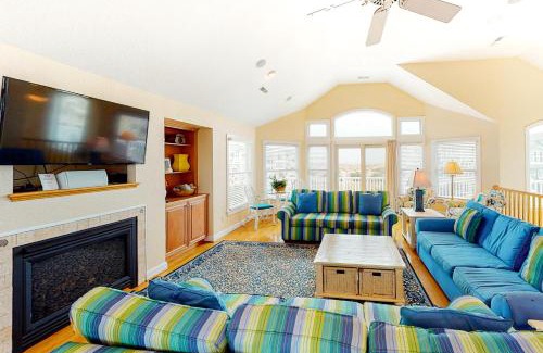 Ocean Isle Estates House | Paradise Retreat #21-OI