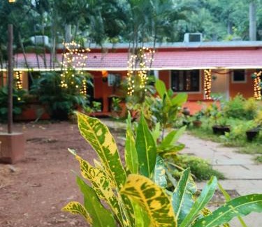 Auroville House | Paradise Vana Vilasa Homestay with Swimming pool