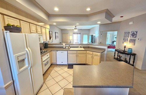 Branson Condo | Paradise View Walk-in Suite at the Legacy at Thousand Hills! Great Rates!