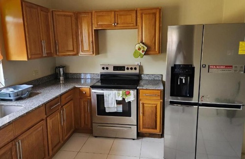 Runaway Bay Villa | PARADISE VILLA Savannah