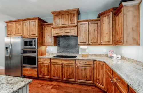 Santa Clara House | Paradise Village 3 - Grand View Estates
