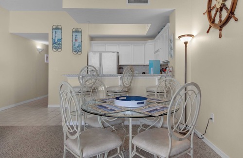 Navarre Beach Condo | Paradise Vista - Summerwind 1402E