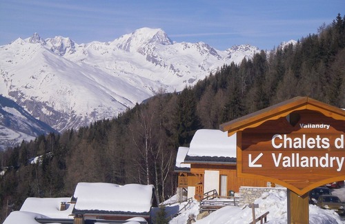 Vallandry Ski Chalet | Paradiski - Luxury Chalet, Superb Views, Very Close to Main Ski Lift & Shops