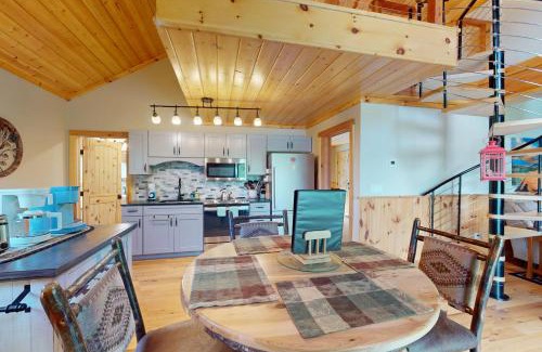 Severance House | Paradox Lake Lookout