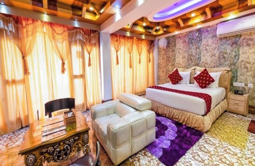 Munnar Hotel | Parakkat Nature Resorts
