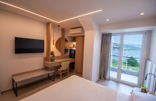 Kastoria Hotel | Paralimnio Suites