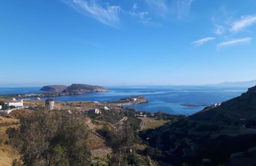 Schinoussa Town Apartment | Paralos Lodging