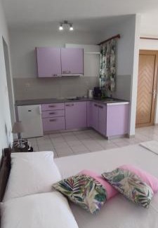 Monemvasia Apartment | Paraschou Guesthouse